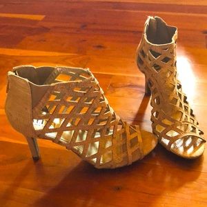 Brand new a.n.a heels